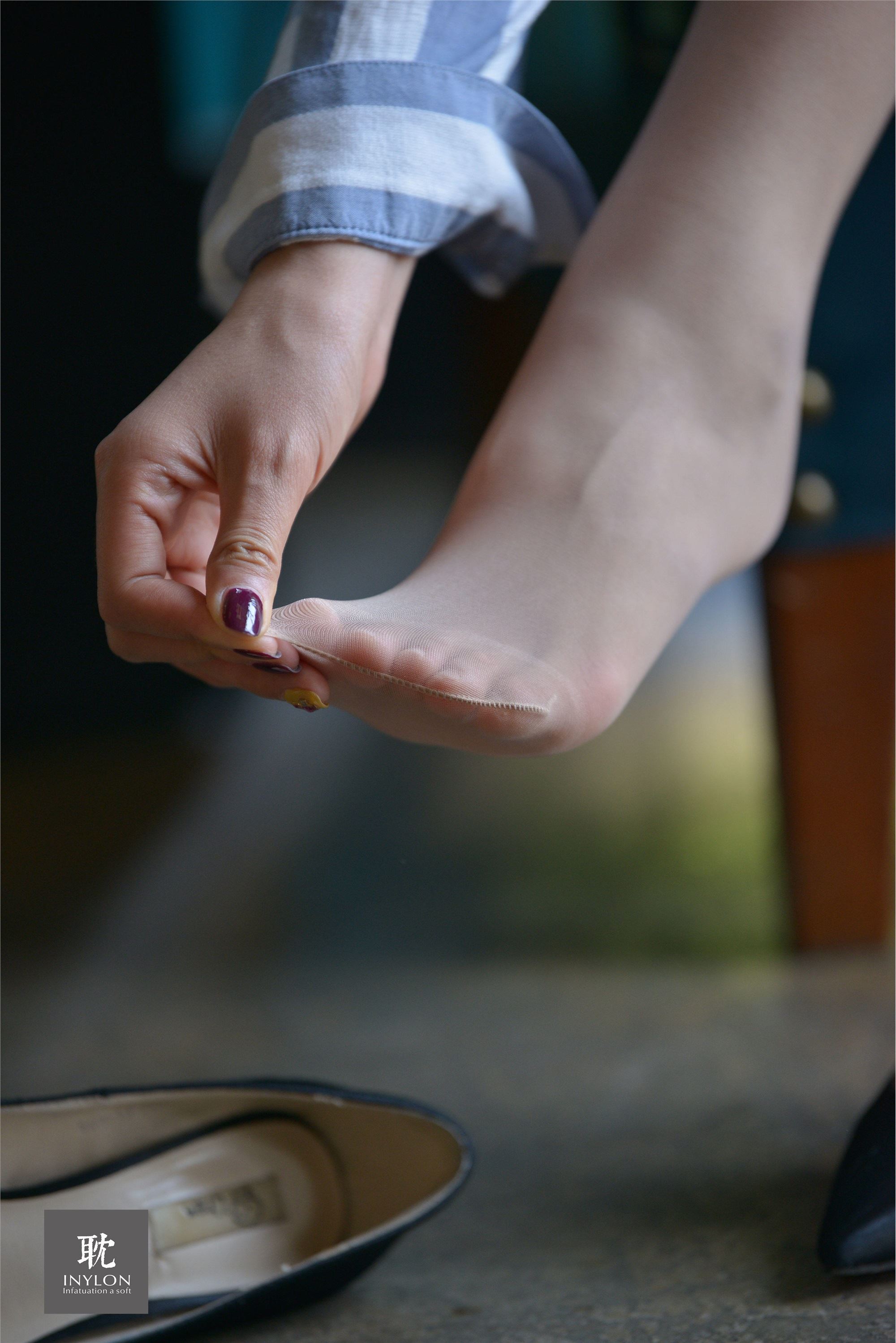 IESS异思趣向《普惠集239》- 模特：阿离《恬静的34码》